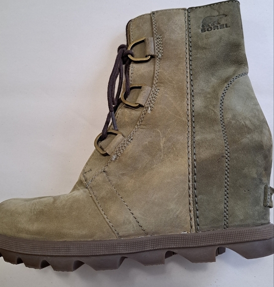 Sale Sorel Joan Of Arctic Olive Green Wedge Bootie    Size 7 - Picture 6 of 9